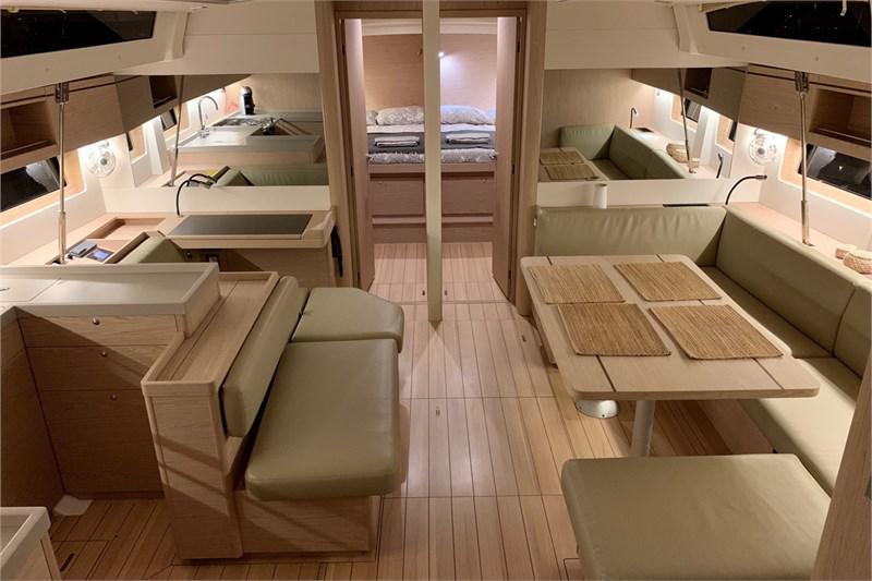 Book yachts online - False - Oceanis 51.1 (5Cab) - Lima - rent