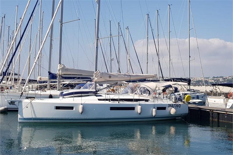 Book yachts online - False - Sun Odyssey 440 (3cab) - Blu - rent