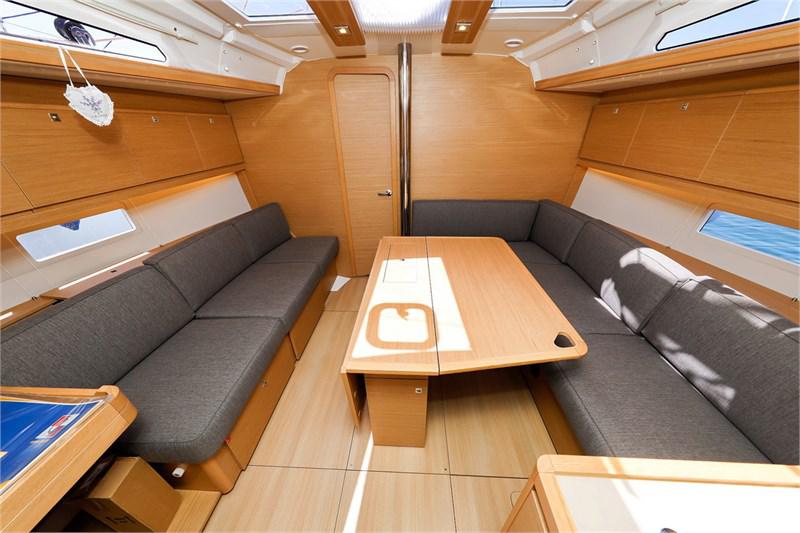 Book yachts online - False - Dufour 390 Grand Large (3Cab) - Nunet - rent