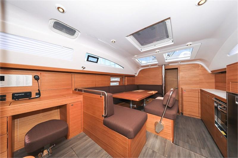 Book yachts online - False - Elan Impression 45.1 (4cab) - Anaya - rent