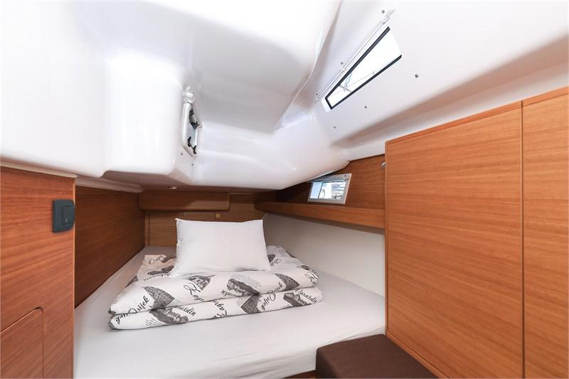 Book yachts online - False - Elan Impression 45.1 (4cab) - Anaya - rent