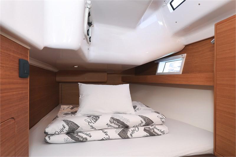 Book yachts online - False - Elan Impression 45.1 (4cab) - Anaya - rent