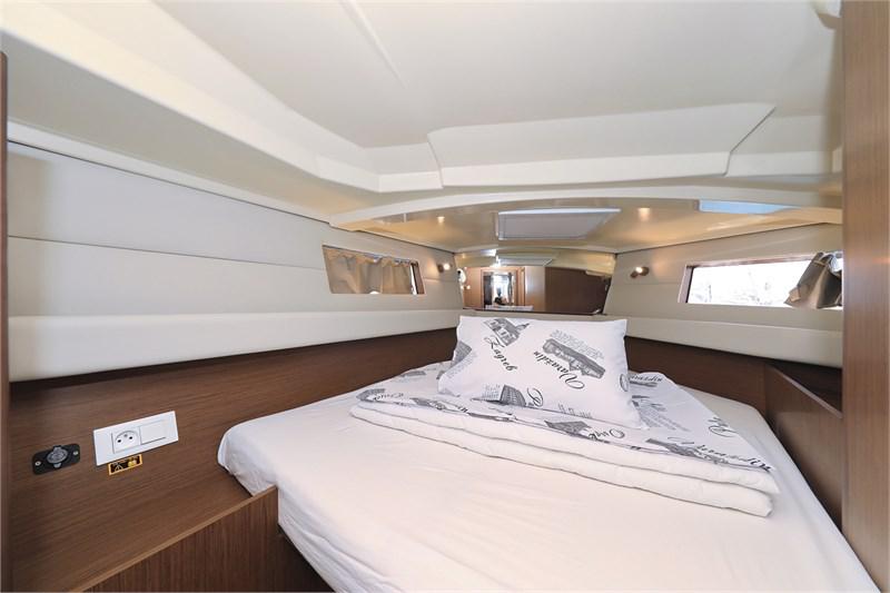 Book yachts online - False - Oceanis 41.1 (3Cab) - Dalmatinka - rent