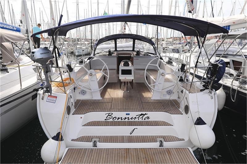 Book yachts online - False - Bavaria Cruiser 51 (5Cab) - Bonnytta - rent