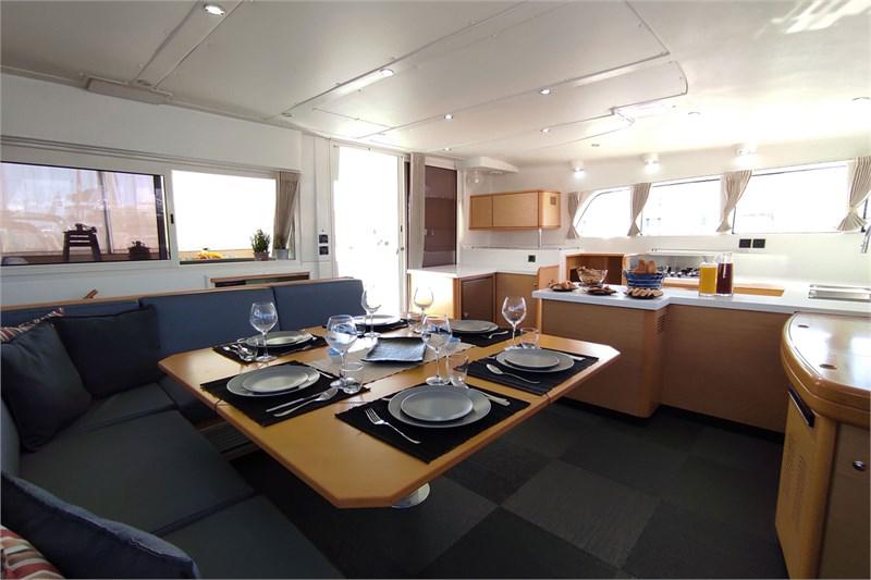 Book yachts online - False - Lagoon 500 (5Cab) - The Full House - rent
