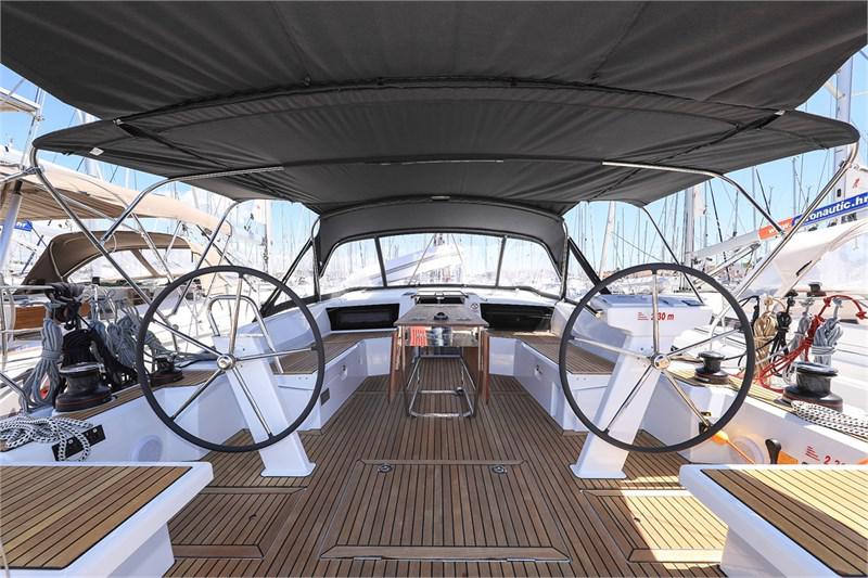 Book yachts online - False - Oceanis 46.1 (5Cab) - Speechless - rent