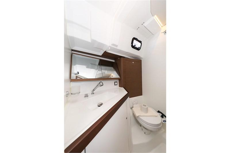 Book yachts online - False - Oceanis 46.1 (5Cab) - Speechless - rent