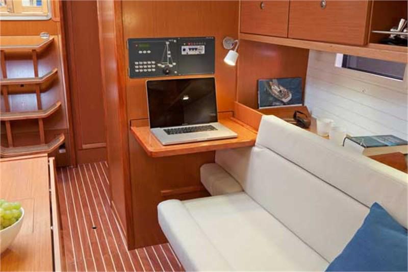 Book yachts online - False - Bavaria Cruiser 36 (3Cab) - Zenith III - rent