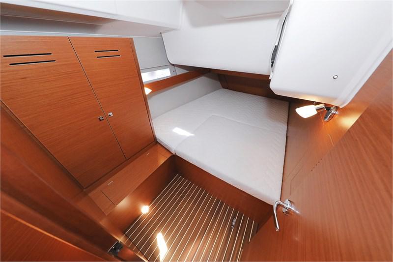 Book yachts online - False - Dufour 460 Grand Large (5cab) -  WindyLife - rent