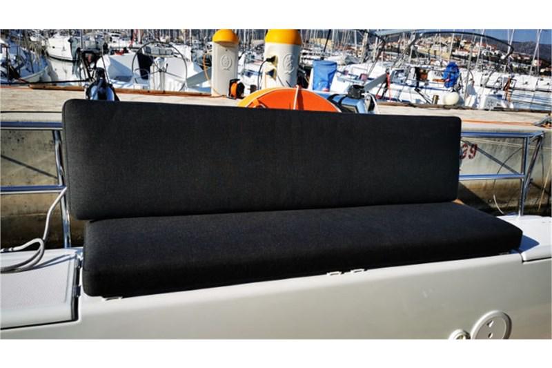 Book yachts online - False - Lagoon 40 (4+2Cab) - Vaiana - rent