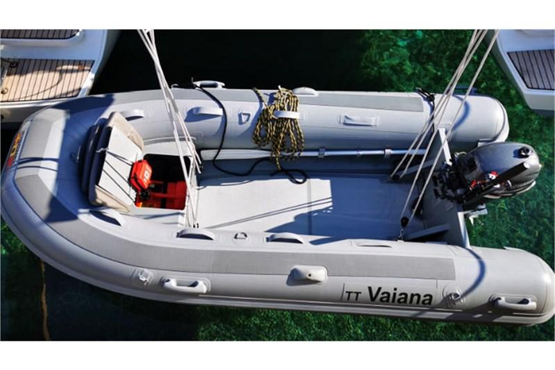 Book yachts online - False - Lagoon 40 (4+2Cab) - Vaiana - rent