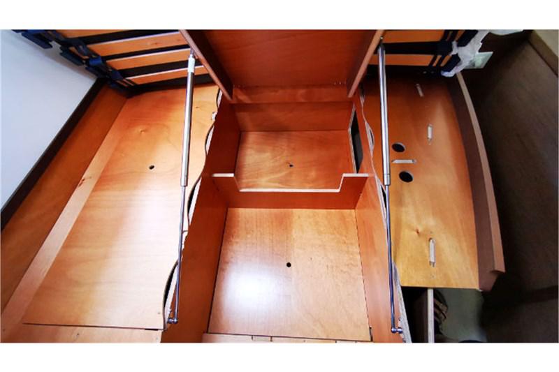 Book yachts online - False - Lagoon 40 (4+2Cab) - Vaiana - rent