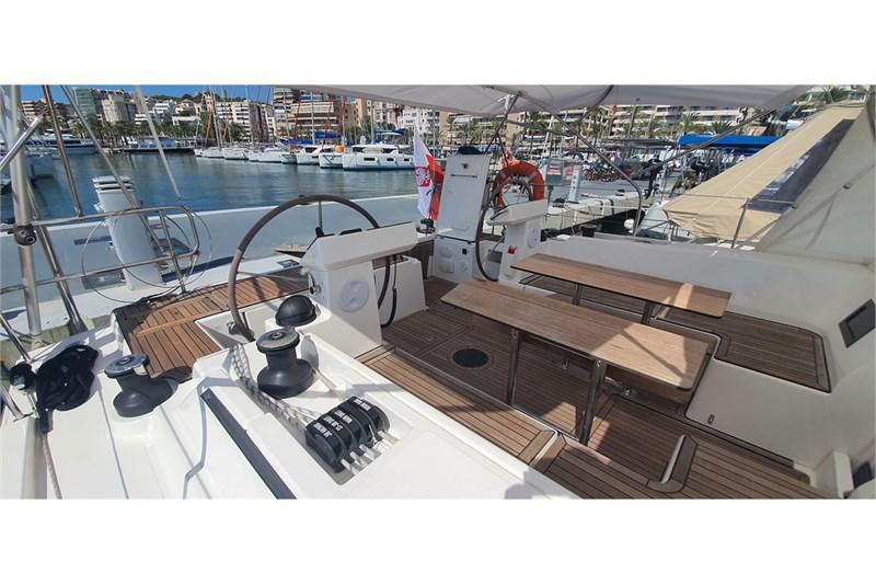 Book yachts online - False - Bavaria C45 (4Cab) - Whisper - rent