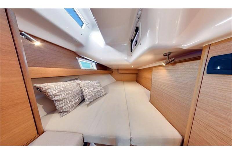 Book yachts online - False - Elan Impression 45.1 (3cab) - Ianira - rent