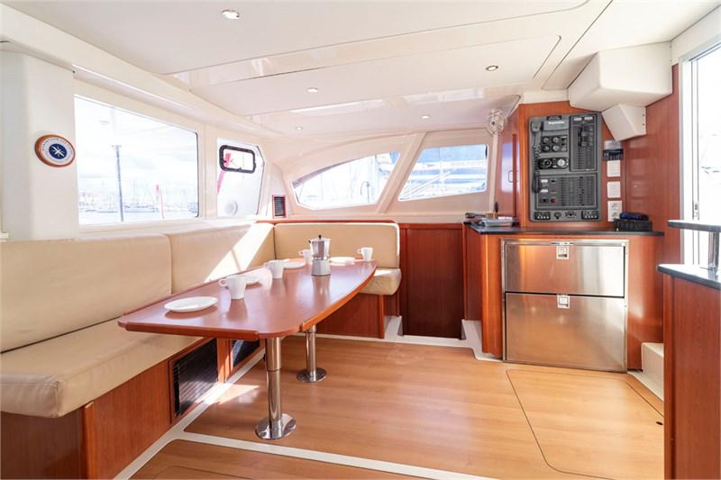 Book yachts online - False - Leopard 44 (4Cab) - Portals Vells - rent