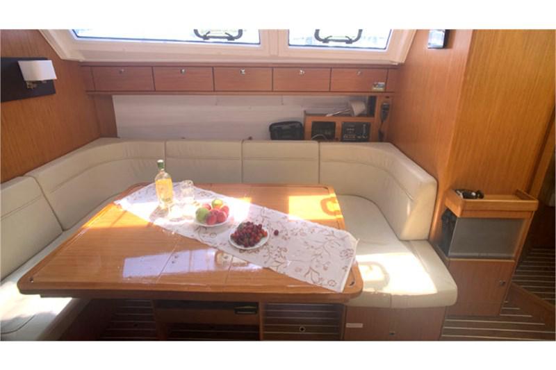Book yachts online - False - Bavaria 46 Cruiser (4Cab) - Blizzard - rent