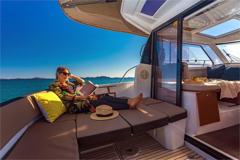 Book yachts online - False - Merry Fisher 855 - Dobrila - rent