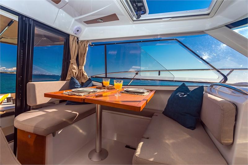 Book yachts online - False - Merry Fisher 855 - Dobrila - rent