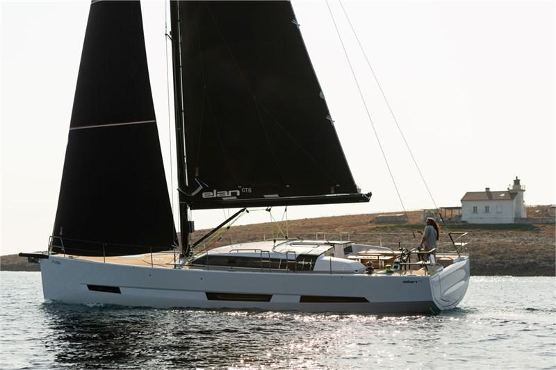 Book yachts online - False - Elan GT 6 - Revolution - rent