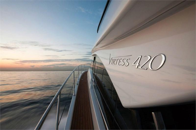 Book yachts online - False - Bavaria Virtess 420 Fly - Mia Sophie - rent