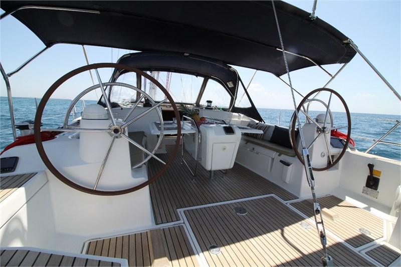 Book yachts online - False - Sun Odyssey 509 (5Cab) - Lucky Slot - rent