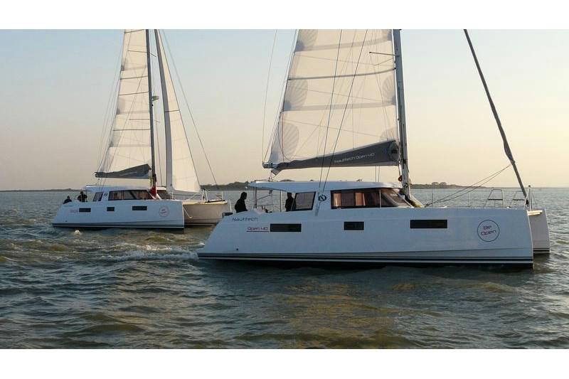Book yachts online - False - Nautitech Open 40 (4Cab) - Golden Delicious - rent