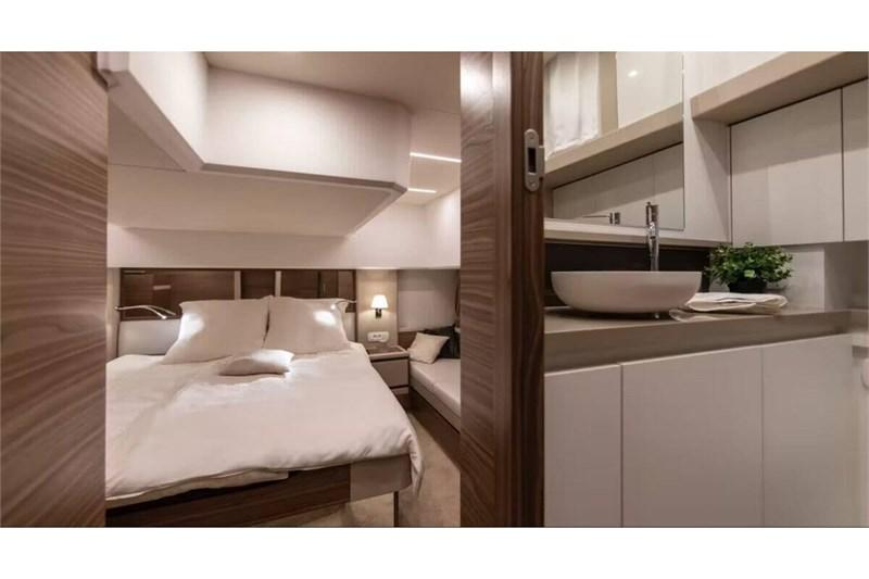 Book yachts online - False - Greenline 45 Fly - Pepper - rent
