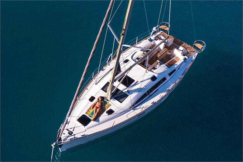 Book yachts online - False - Elan Impression 40.1 (3cab) - Eliana - rent