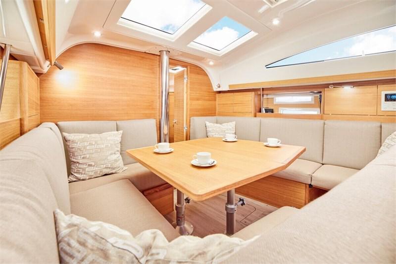 Book yachts online - False - Elan Impression 40.1 (3cab) - Kaya - rent