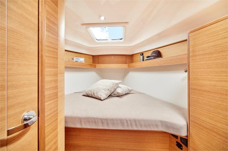 Book yachts online - False - Elan Impression 40.1 (3cab) - Kaya - rent