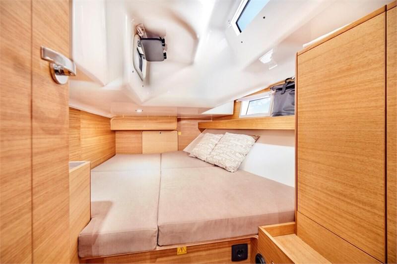 Book yachts online - False - Elan Impression 40.1 (3cab) - Kaya - rent