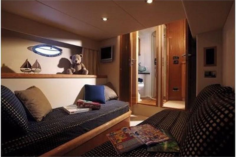 Book yachts online - False - Sunseeker Portofino 53 - Pavito - rent