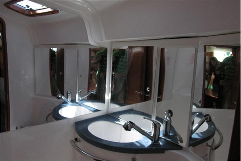 Book yachts online - False - Bavaria 37 Cruiser (3Cab) - Mio - rent