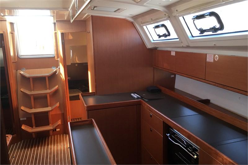 Book yachts online - False - Bavaria Cruiser 46 (4Cab) - Sputnik - rent