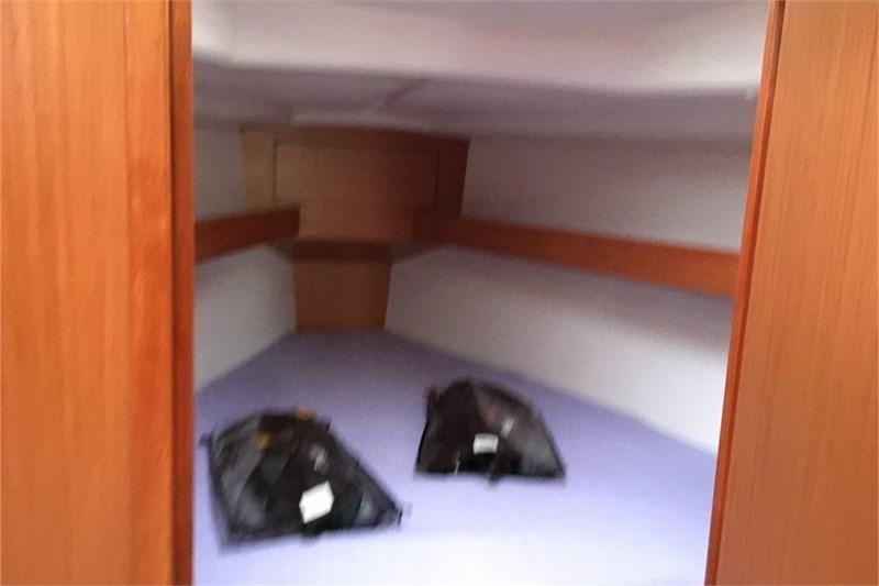 Book yachts online - False - Bavaria Cruiser 33 (2Cab) - Leeroy - rent