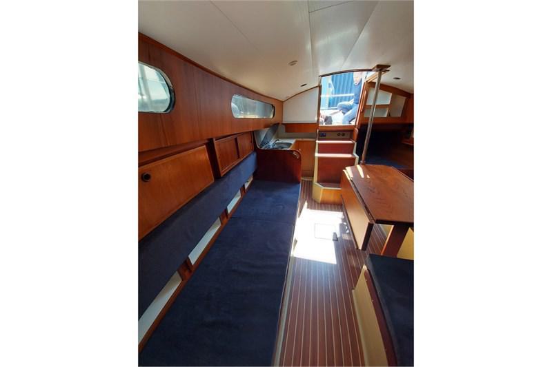 Book yachts online - False - Snapdragon - Frappant - rent