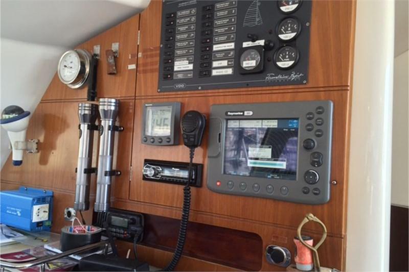 Book yachts online - False - LAVEZZI 40 (4Cab) - Alboran Kupela (Cienfuegos) - rent