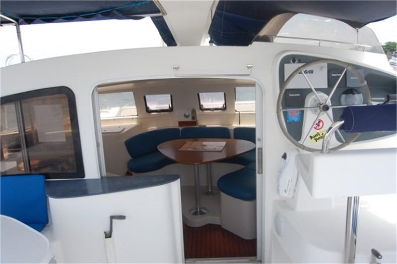 Book yachts online - False - LAVEZZI 40 (4Cab) - Alboran Kupela (Cienfuegos) - rent
