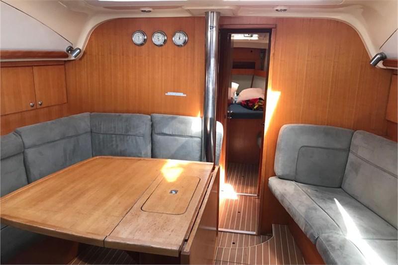 Book yachts online - False - Elan Impression 434  (4Cab) - Alboran XXVI Piñacolada (Mallorca/La Lonja) - rent