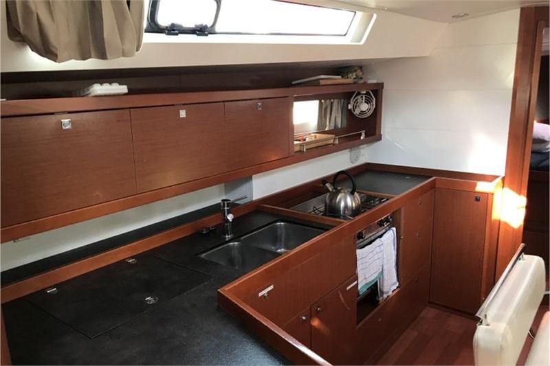 Book yachts online - False - Oceanis 45 (4Cab) - Alboran XXXIV Nini (Radazul) - rent