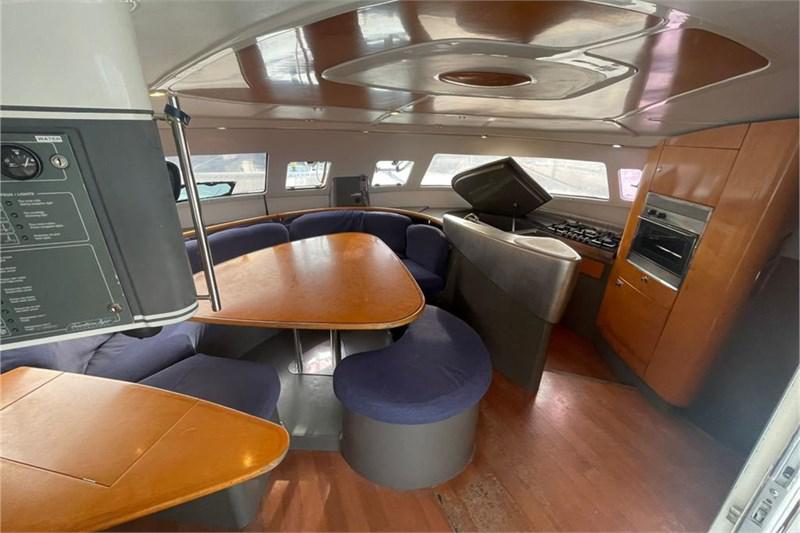 Book yachts online - False - BAHIA 46 (6Cab) - Alboran Cachaça (Radazul) - rent