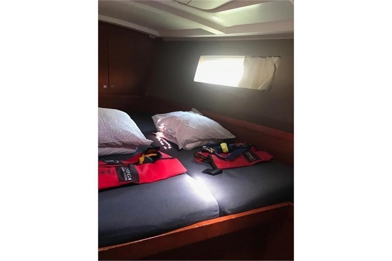 Book yachts online - False - Oceanis 45 (4Cab) - Alboran Gin Tonic (Mallorca/La Lonja) - rent
