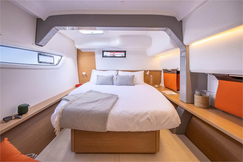 Book yachts online - False - Excess 14 - Windhunter - rent