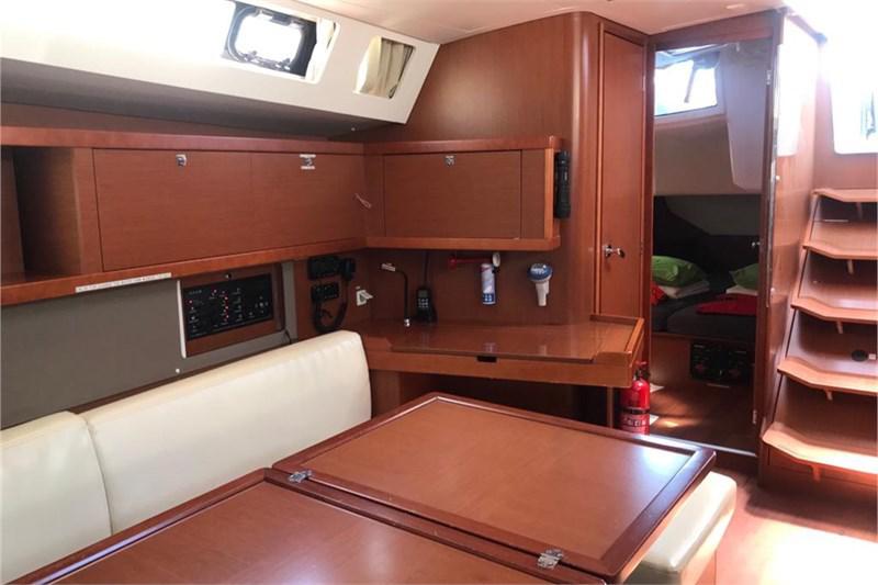 Book yachts online - False - Oceanis 45 (4Cab) - Alboran Gin Fizz (Mallorca/La Lonja) - rent