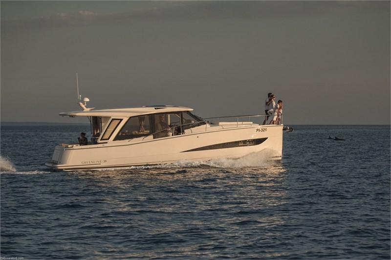 Book yachts online - False - Greenline 39 - Vita Bella - rent