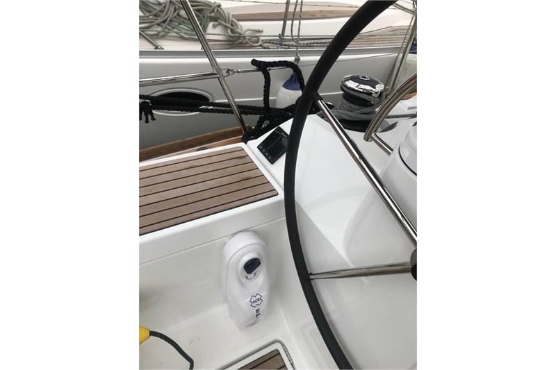 Book yachts online - False - Sun Odyssey 519 (5Cab) - Alboran Jerez (Radazul) - rent