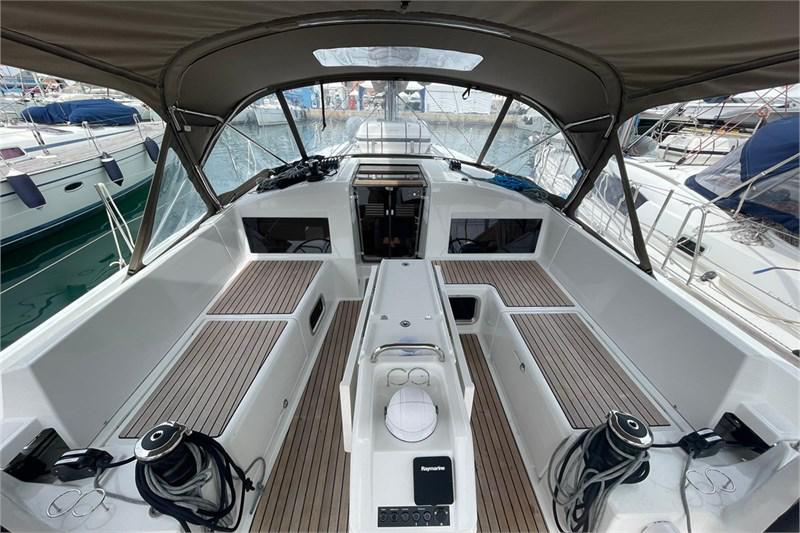 Book yachts online - False - Sun Odyssey 440 (4cab) - Alboran Amaretto (Mallorca/La Lonja) - rent