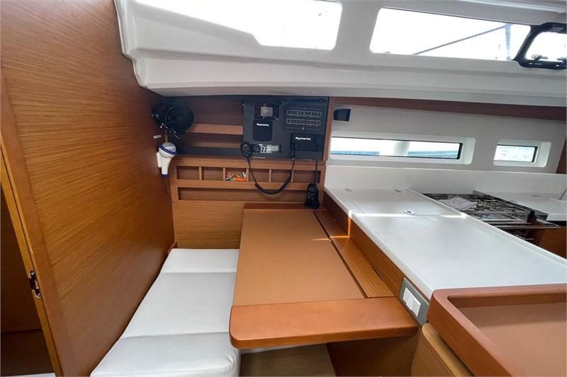 Book yachts online - False - Sun Odyssey 440 (4cab) - Alboran Amaretto (Mallorca/La Lonja) - rent