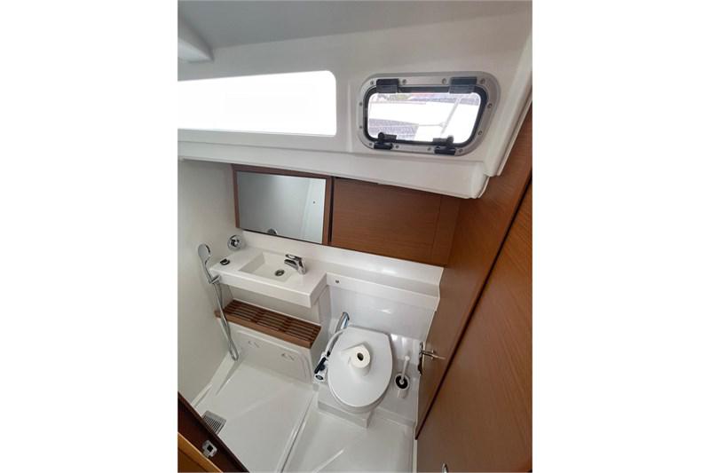 Book yachts online - False - Sun Odyssey 440 (4cab) - Alboran Amaretto (Mallorca/La Lonja) - rent