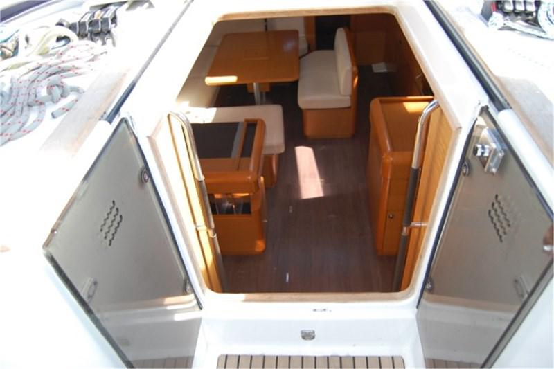 Book yachts online - False - Sun Odyssey 519 (5Cab) - Alboran Champagne - rent